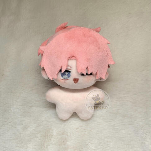- 10cm starfish body - normal embriodery - 1mm glued on hair