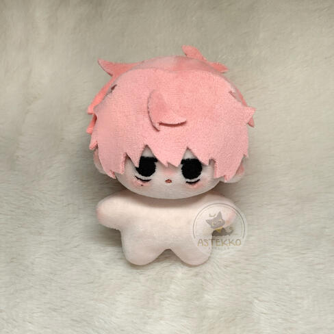- 10cm starfish body - normal embriodery - 1mm glued on hair