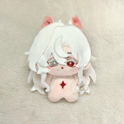 - 10cm nunu body - detailed embriodery - 1mm glued on hair - torso embriodery - layered hair inner lined - extra 3d hair bun - kemono ears